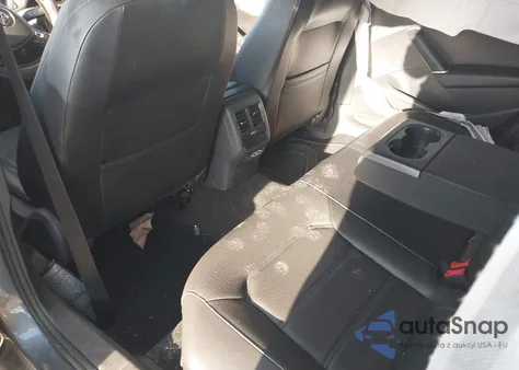 2022 Volkswagen Passat 2.0T Se из США, поврежденный, VIN 1VWSA7A39NC006910